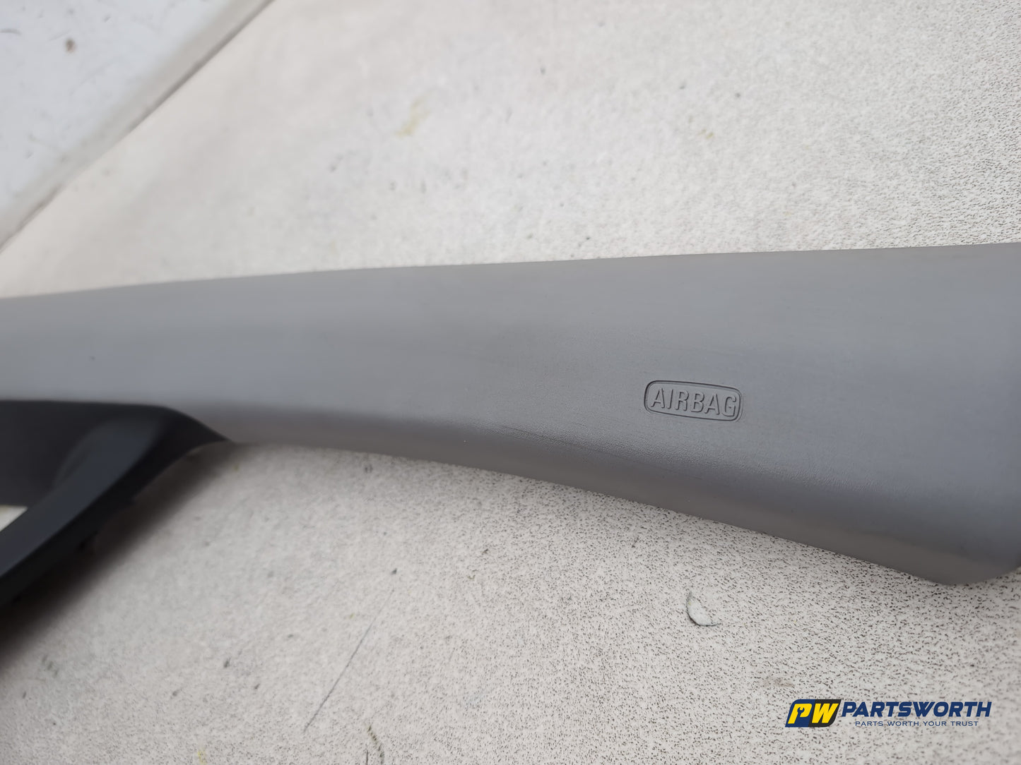 Vauxhall Corsa Se Driver Side Rh A Pillar Trim 13180563 2006-2014 - photo 4