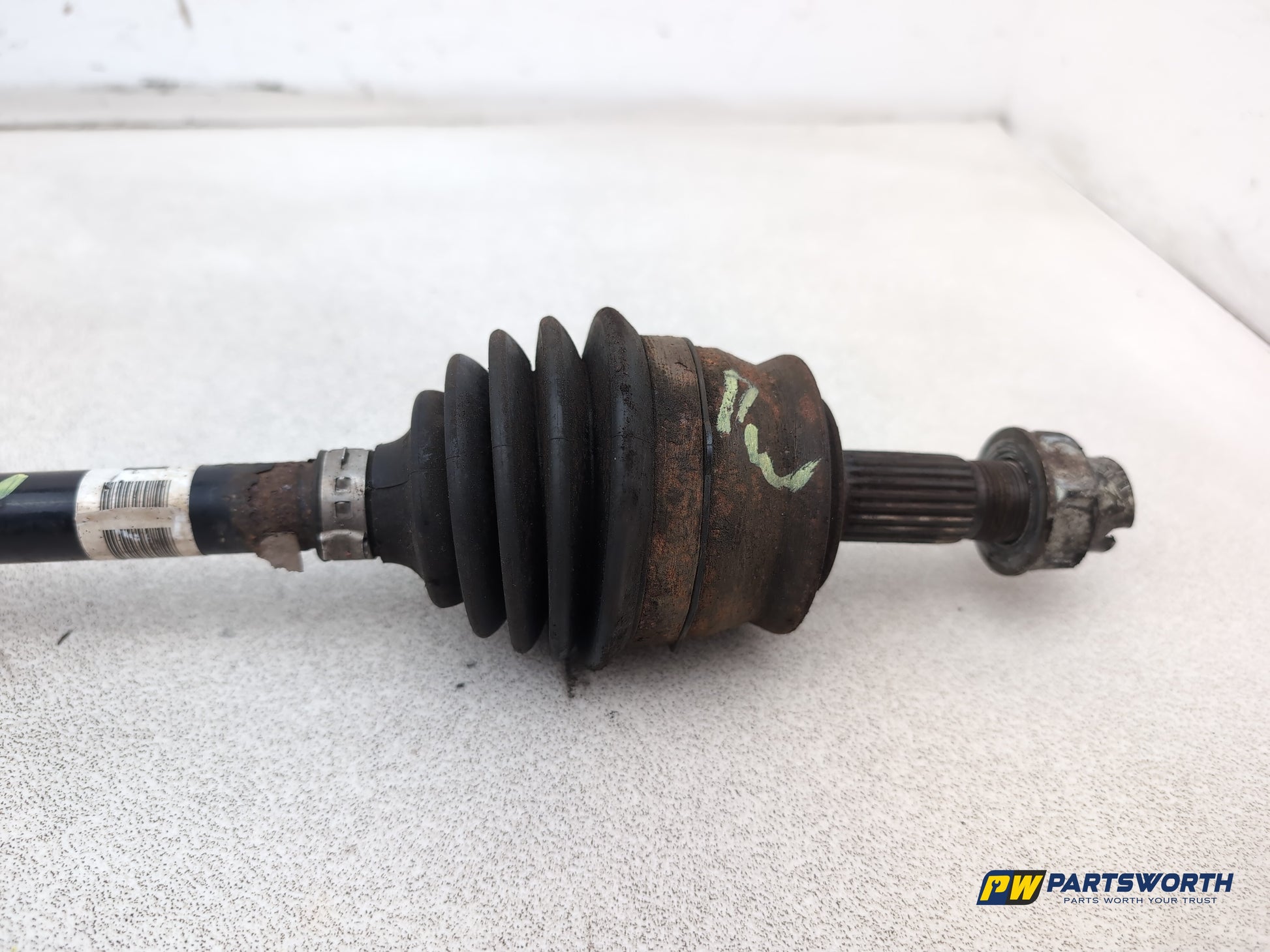 Vauxhall Corsa Se 1.2l Petrol Driveshaft Front Rh Driver Side 2006-2014 - photo 4