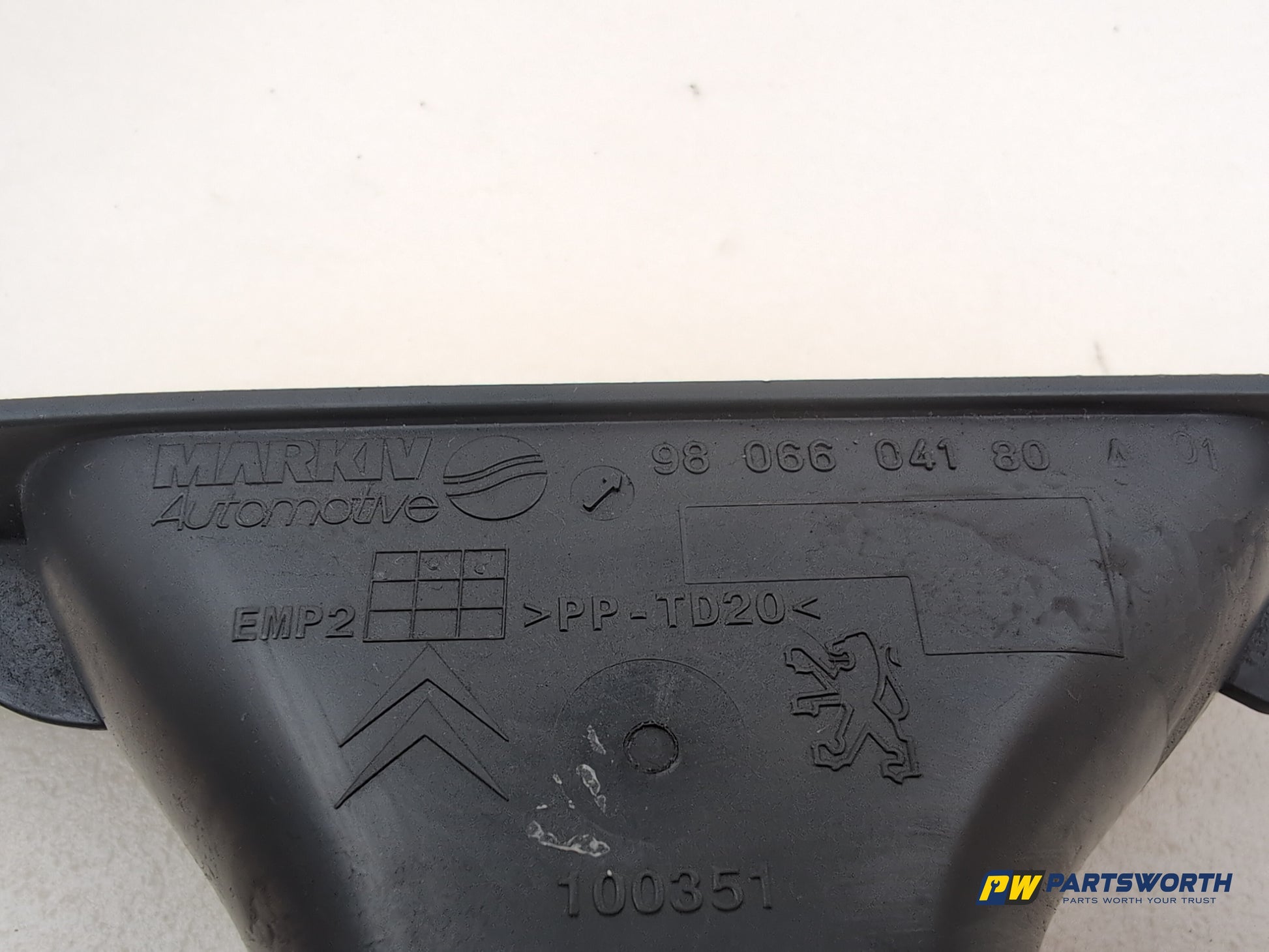 Peugeot 308 Allure Blue Hdi 1.6l Diesel Air Intake Hose Pipe Line 9806604180 - photo 4