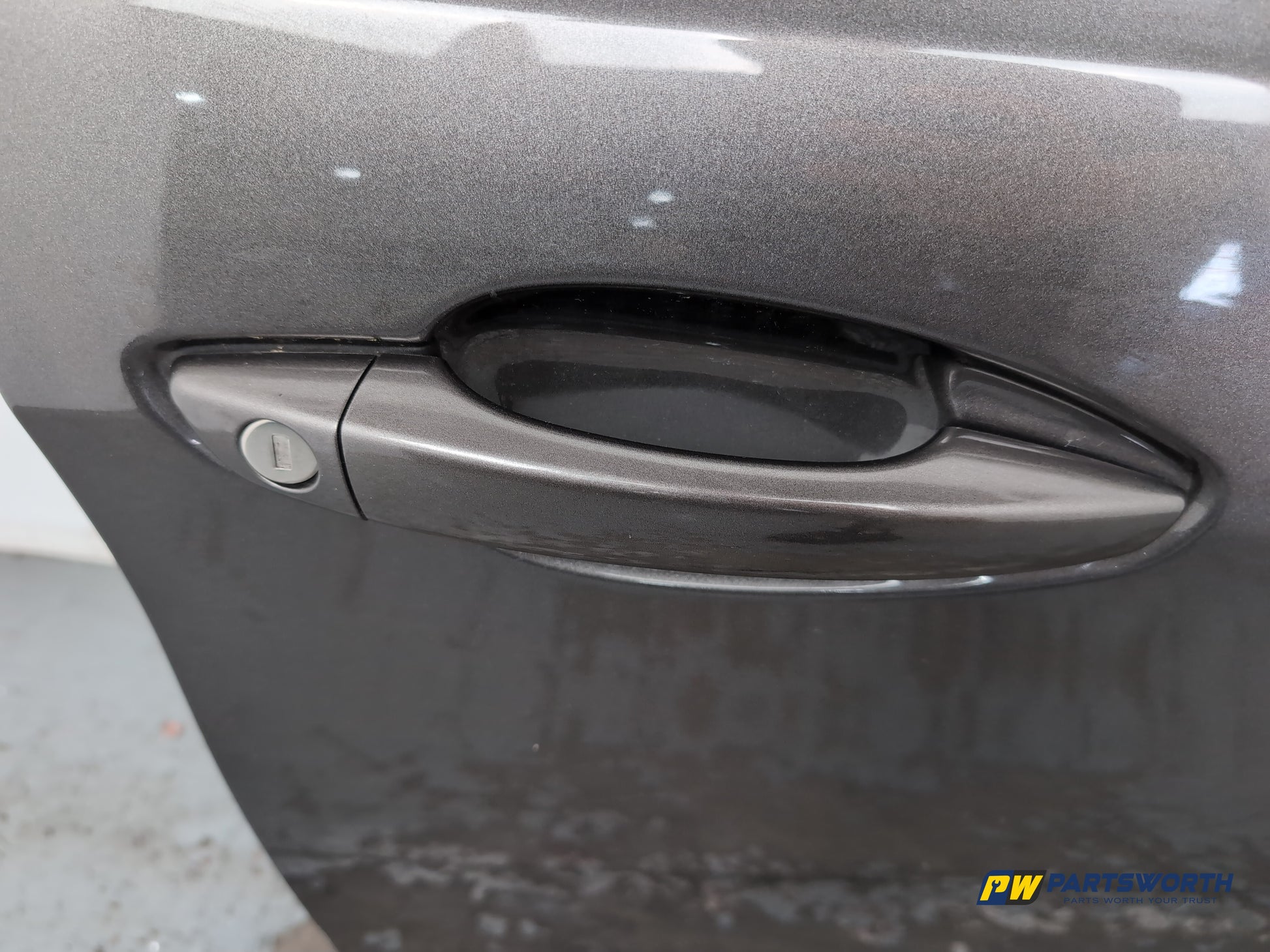 Door Front RH 4