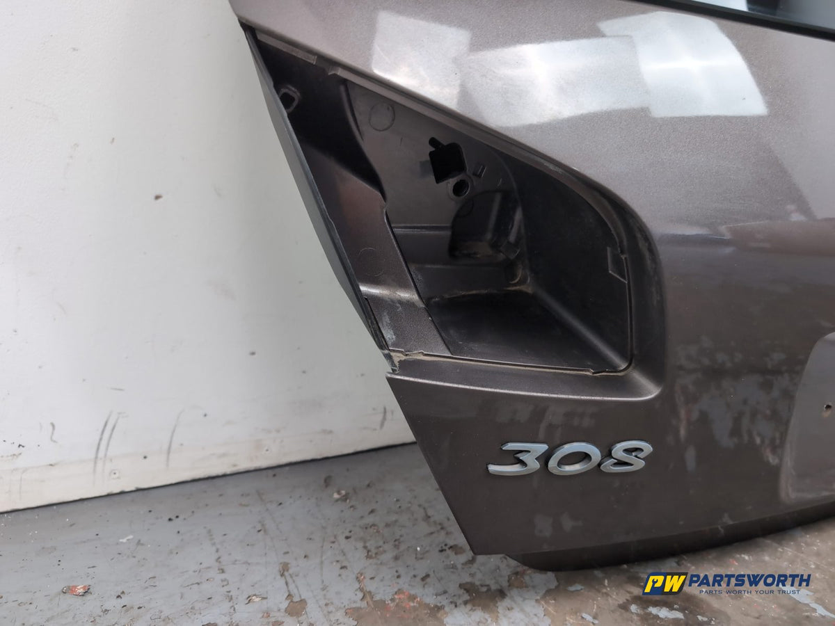 Boot Lid 4
