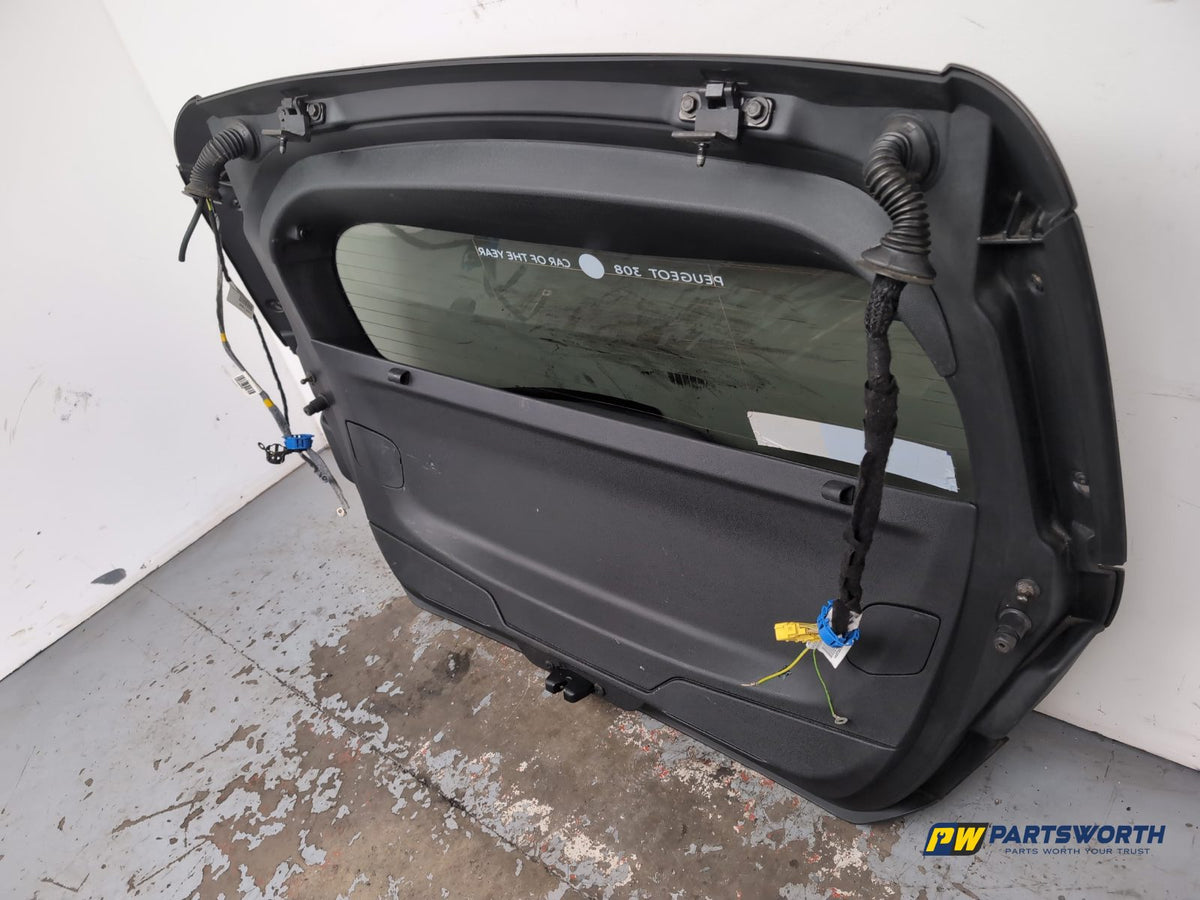 Boot Lid 10