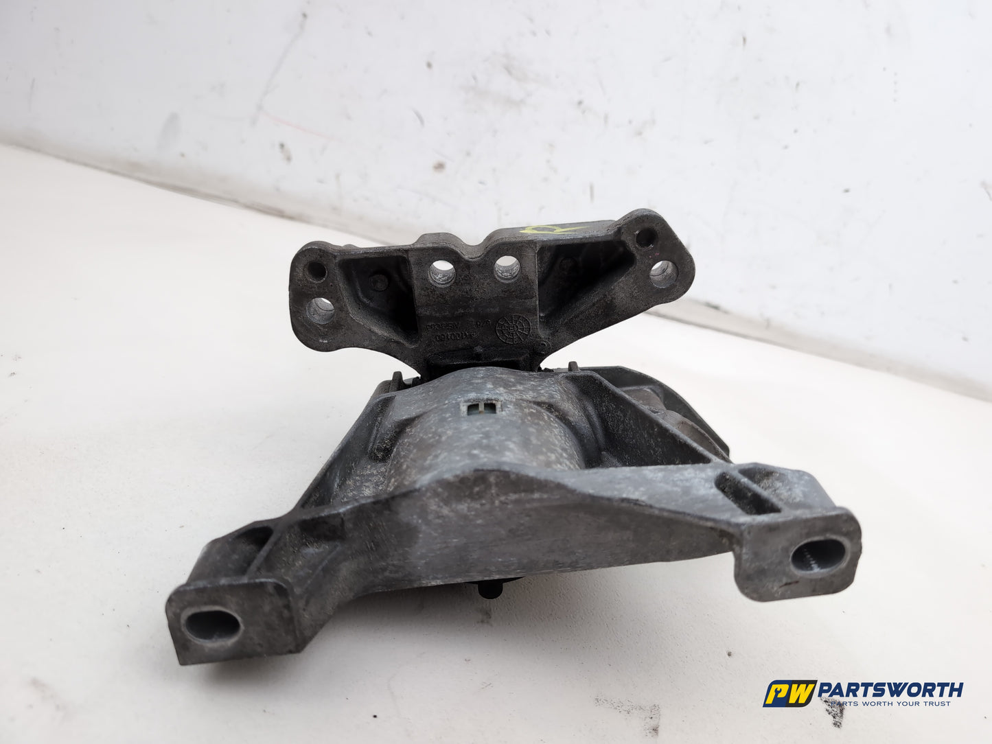 Peugeot 308 Allure Hdi 1.6l Diesel Engine Mount Right Side 4a103720 2013-2021 - photo 10