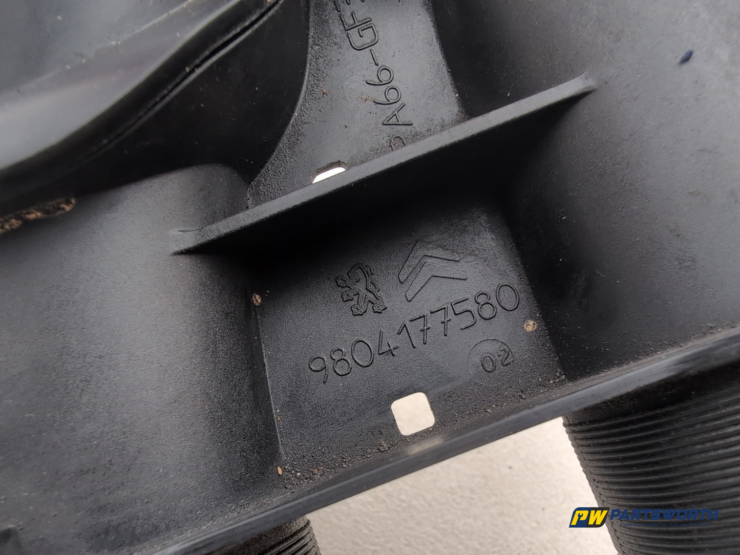 Peugeot 308 Allure Blue 1.6l Diesel Intercooler Top Hose 9804177580 2013-2021 - photo 10