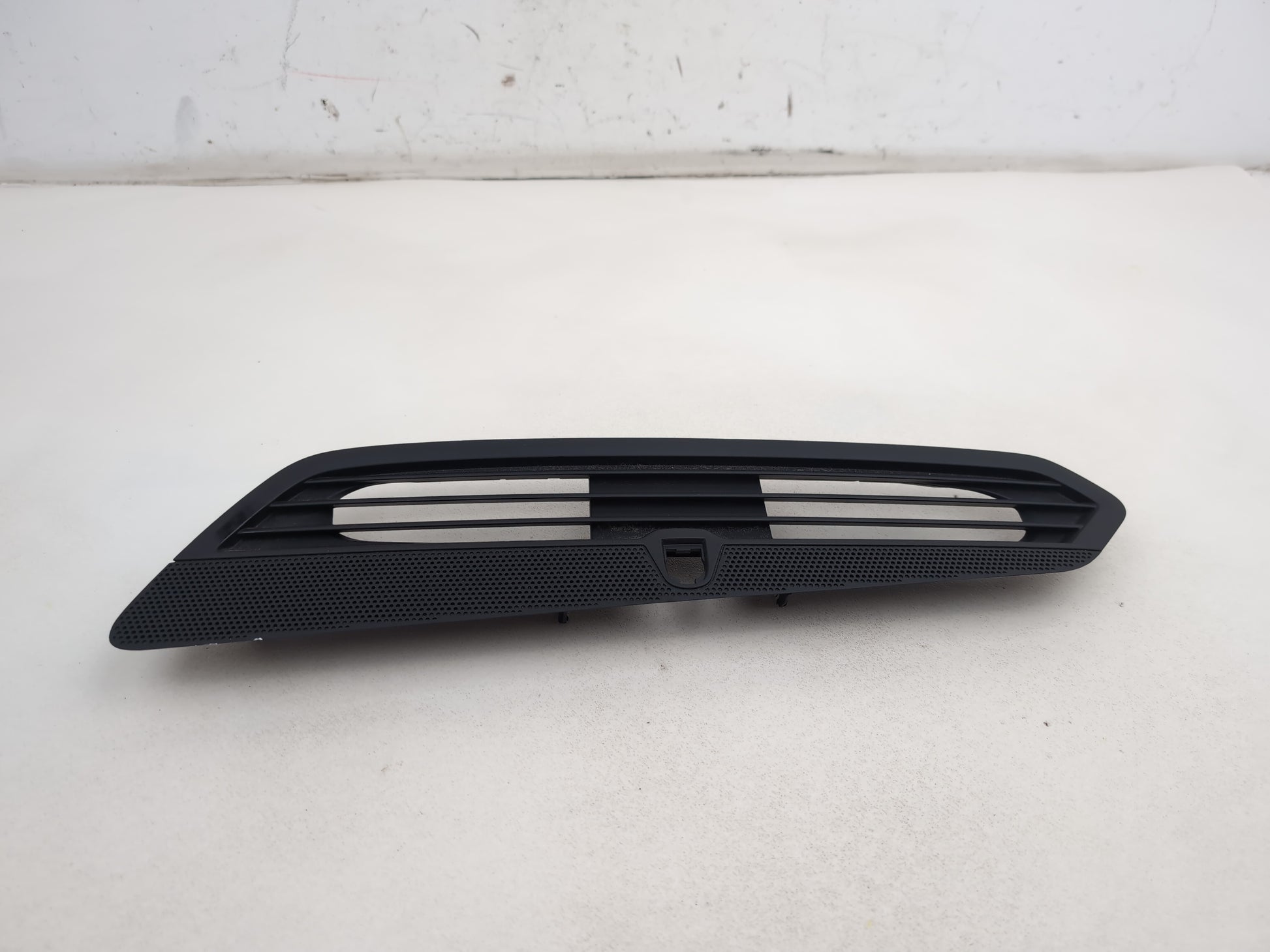 Peugeot 308 Allure Blue Centre Dashboard Top Trim Cover Grill Grille 9803365277 - photo 4