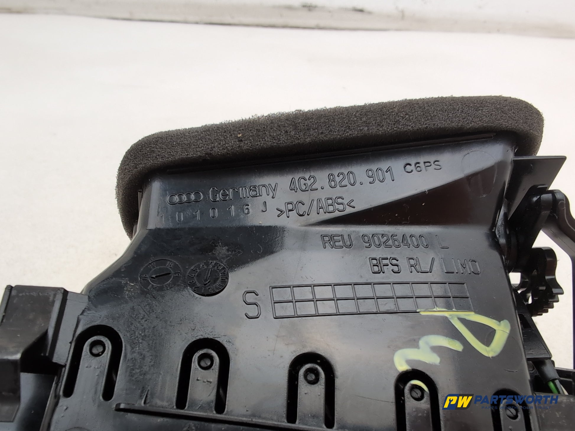 Audi A6 S Line Black Ed Tdi Quat Sa Dashboard Air Vent Front Left Side 4g2820901 - photo 4