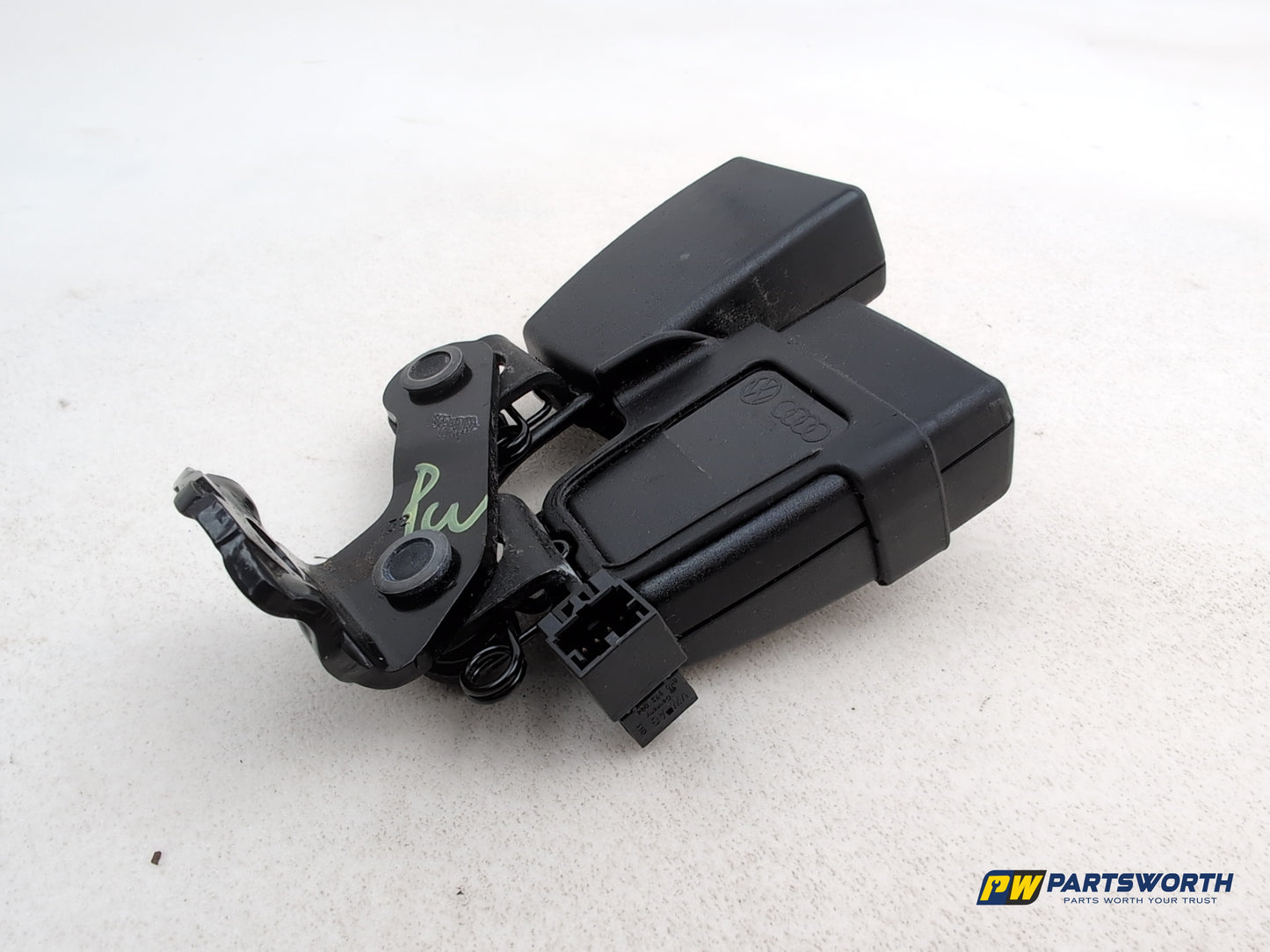 Audi A6 S Line Black Ed Rear Seat Belt Buckle Middle 4g0857739a 2011-2018 - photo 4