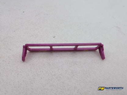 Audi A6 Se Tdi Quattro Auto Fuse Box Holder Mount Bracket 8k0971981a - photo 4