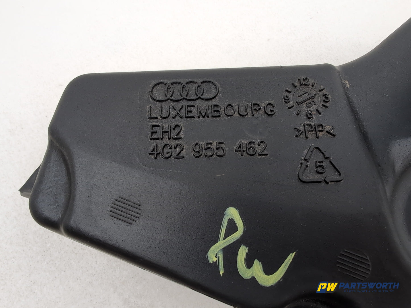 Audi A6 S Line Black Ed Tdi Quat Sa Washer Bottle Windscreen 4g2955462 2011-2018 - photo 10