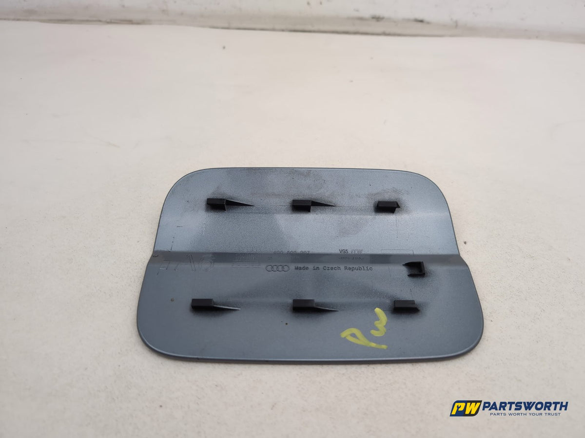 Fuel Filler Flap 4