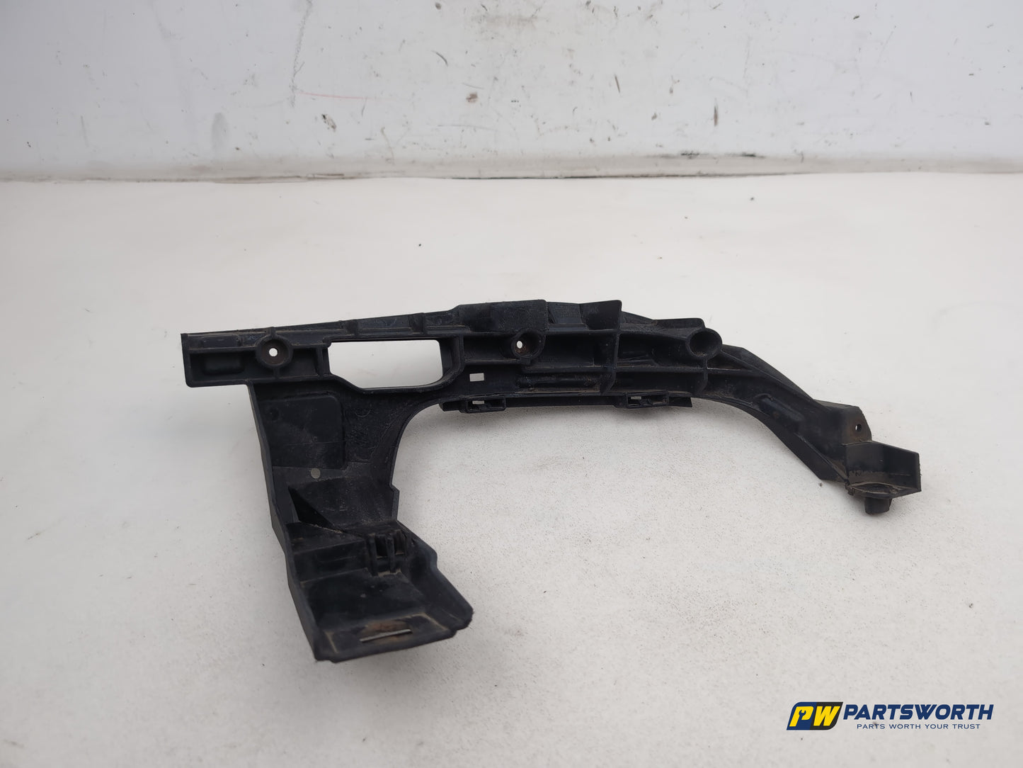 Audi A6 S Line Black Ed Saloon Bumper Rear Bracket Lh Passenger Side 4g0807363c - photo 4