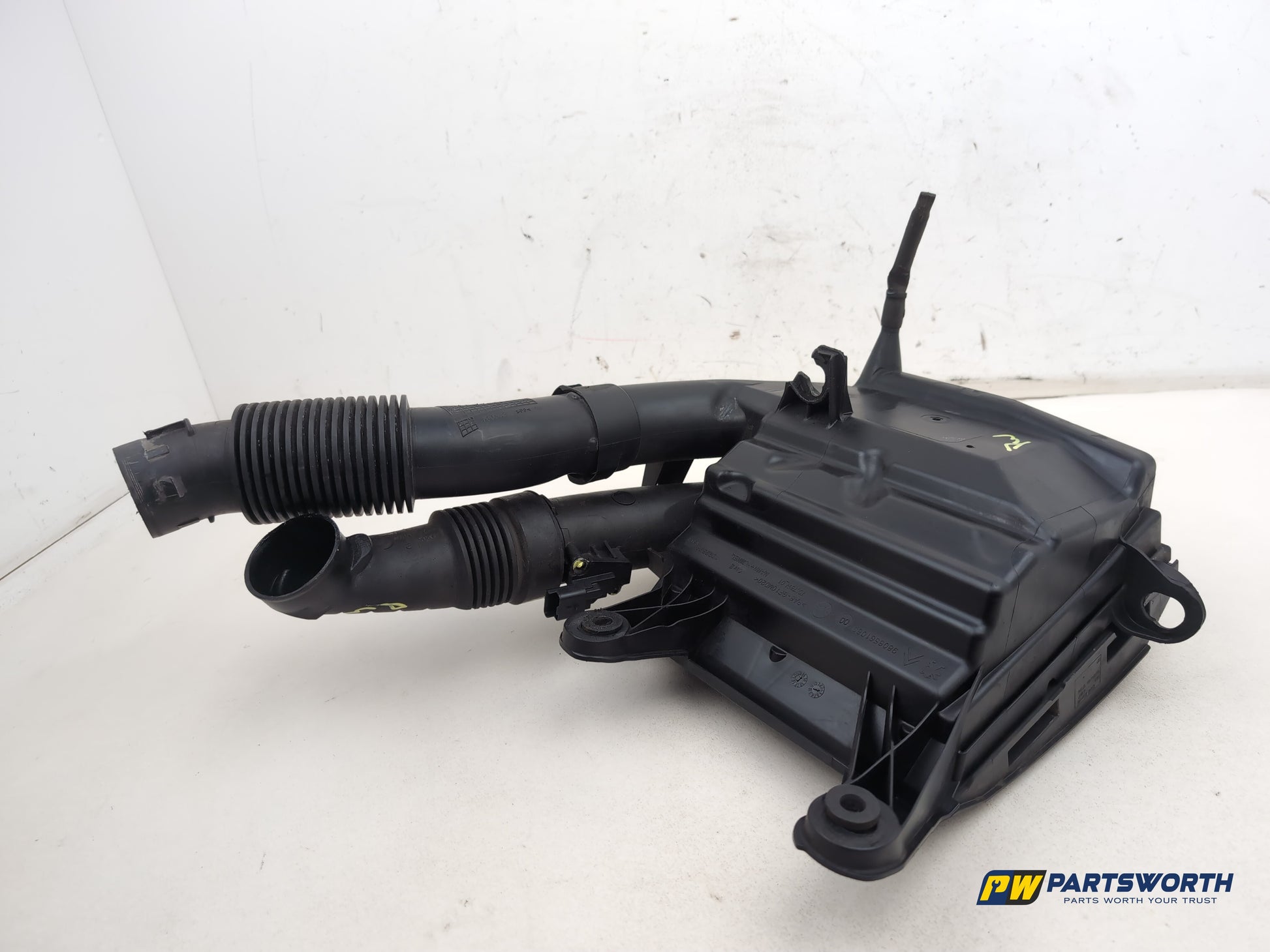 Peugeot 308 Allure Blue Hdi Air Filter Airbox 9806561080 2013-2021 - photo 2