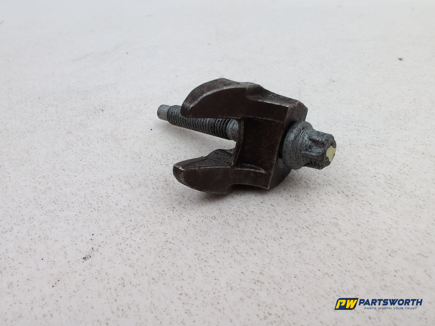 Peugeot 308 Allure Blue Hdi Diesel Fuel Injector Holder Clamp 2013-2021 - photo 4