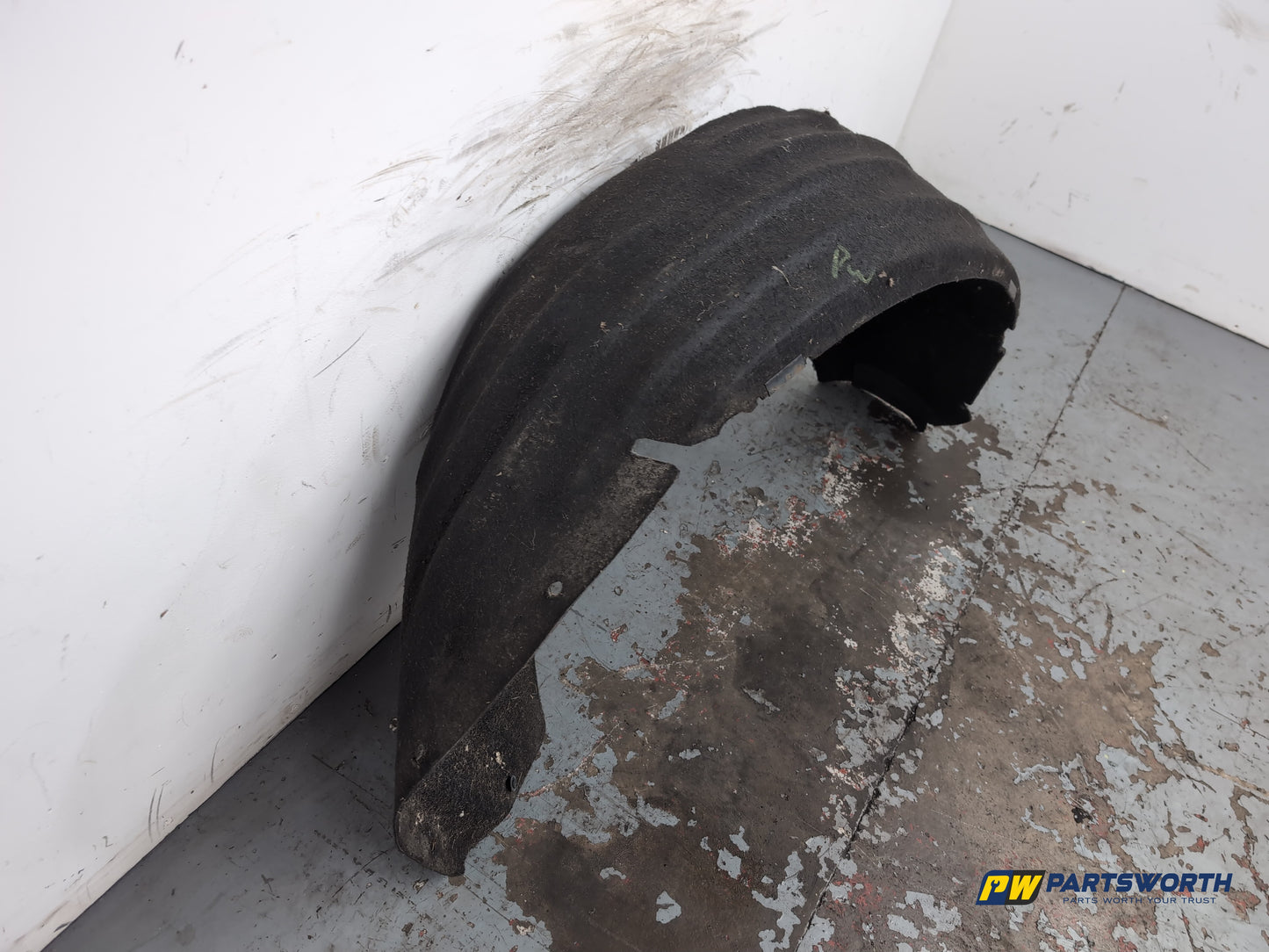 Mercedes-Benz E220 E-Class W212 Moulding Wheel Arch Rear Rh Driver 2009-2013 - photo 4