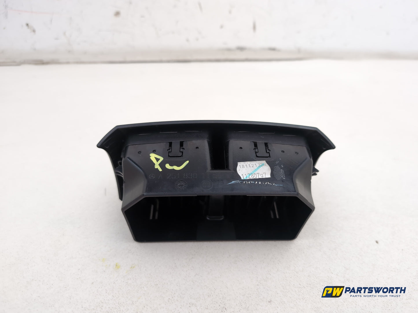 Mercedes R320 R-Class W251 Dashboard Centre Double Air Vent Grill A2518301154 - photo 10