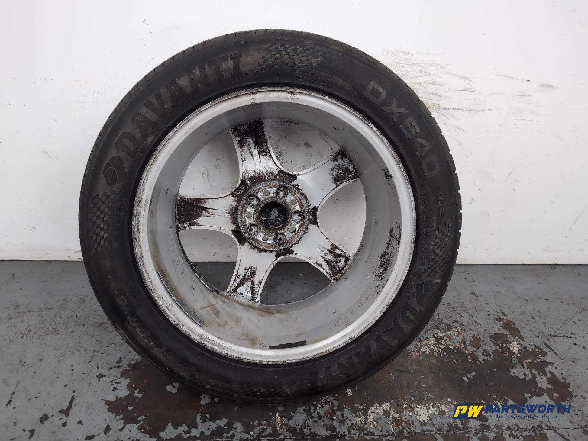 Mercedes R320 R-Class W251 Wheel With Tyre 255/50 R19 A2514011202 - photo 10