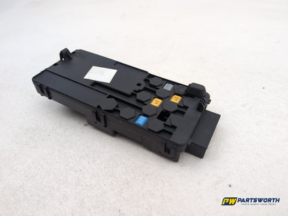 Mercedes R320 R-Class W251 Fuse Relay Box Battery Terminal Positive A2115452601 - photo 4