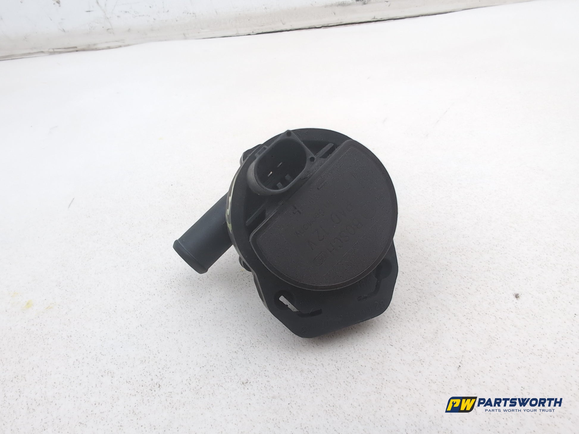 Mercedes R320 R-Class W251 3.0l Diesel Auxiliary Coolant Water Pump A2118350028 - photo 4