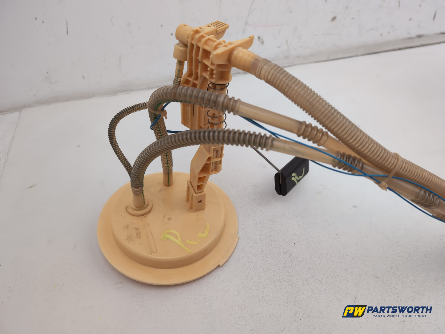 Mercedes R320 R-Class W251 3.0l Diesel In Tank Fuel Pump And Level Sensor - photo 4