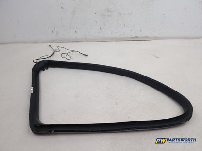 Mercedes R320 R-Class W251 Rear Right Quarter Window Frame Seal A2516702239 - photo 4