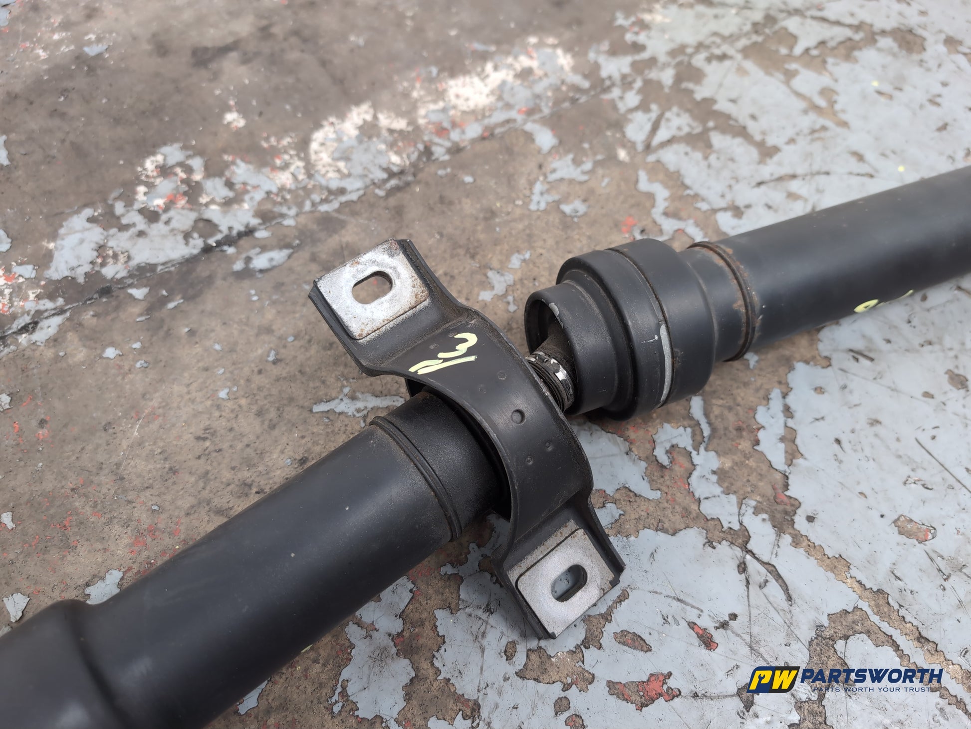 Mercedes R320 R-Class W251 3.0l Diesel Automatic Propshaft A2514102002 2006-2013 - photo 4