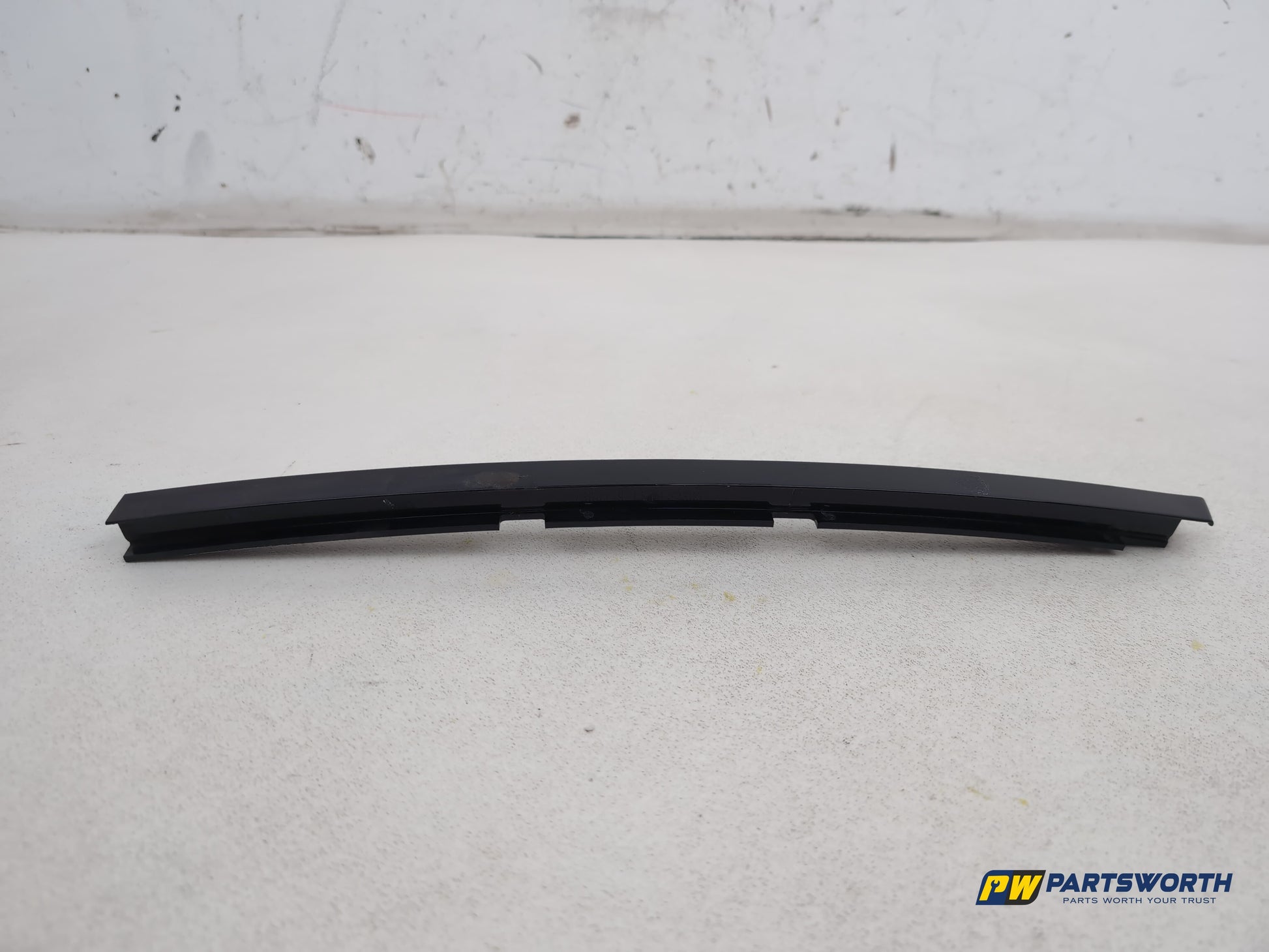 Mercedes-Benz E220 E-Class W212 Door Window Trim Rear Left Strip Rail 2009-2016 - photo 10