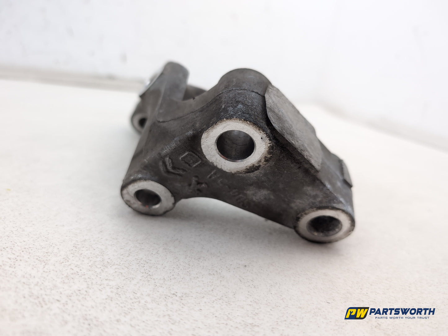 Peugeot 308 Allure Blue Hdi Front Right Subframe Bracket Mount 2013-2021 - photo 4