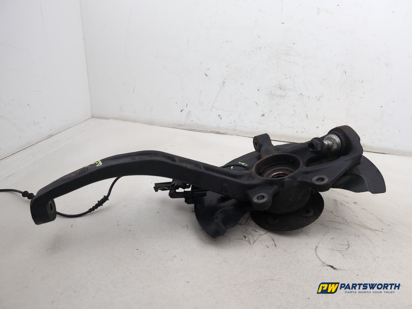 Mercedes R320 R-Class W251 Wheel Hub Front Lh Passenger Side 2006-2013 - photo 10