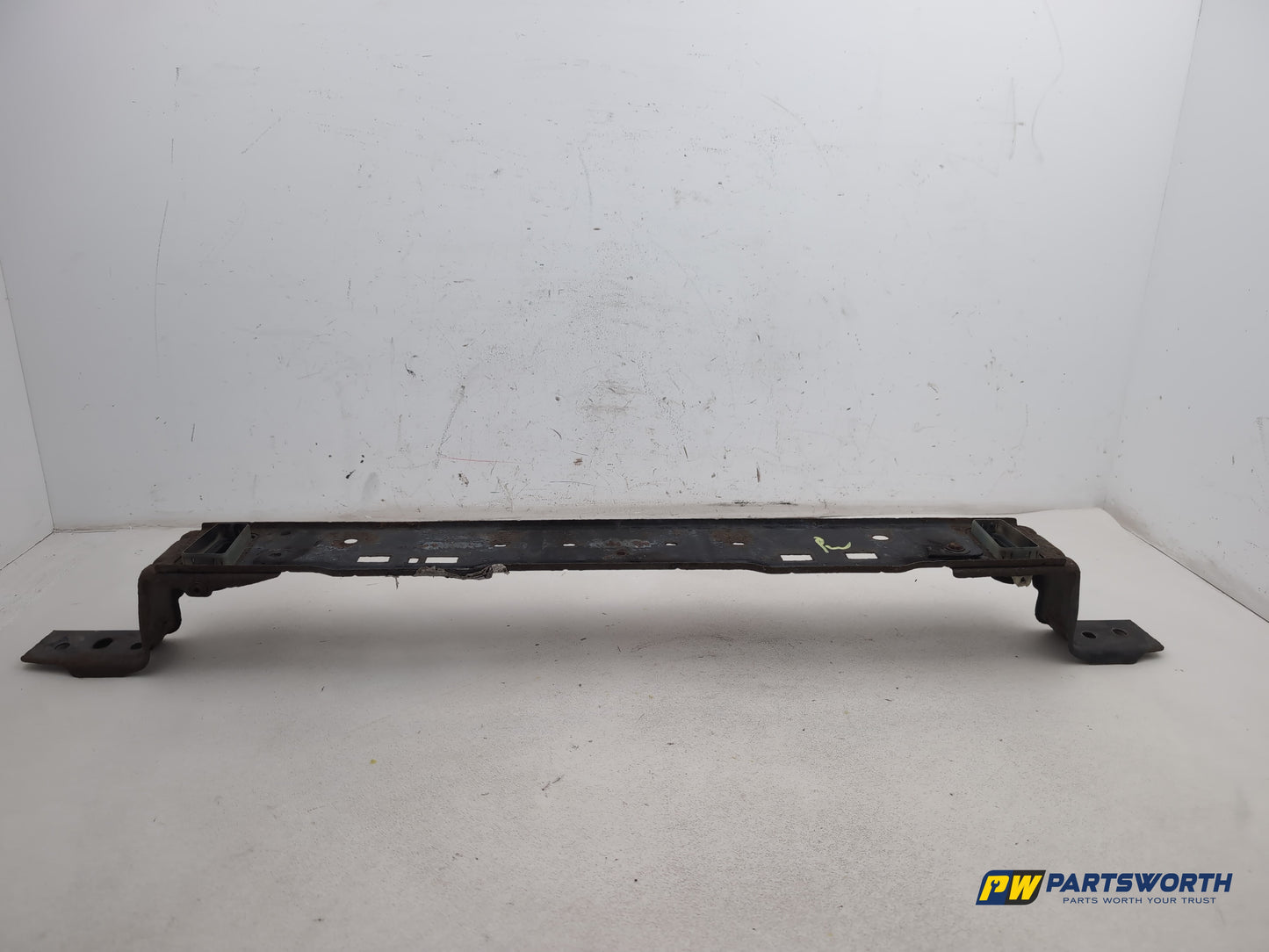 Peugeot 308 Allure Blue Hdi 1.6l Diesel Radiator Lower Support Bracket 2013-2021 - photo 4