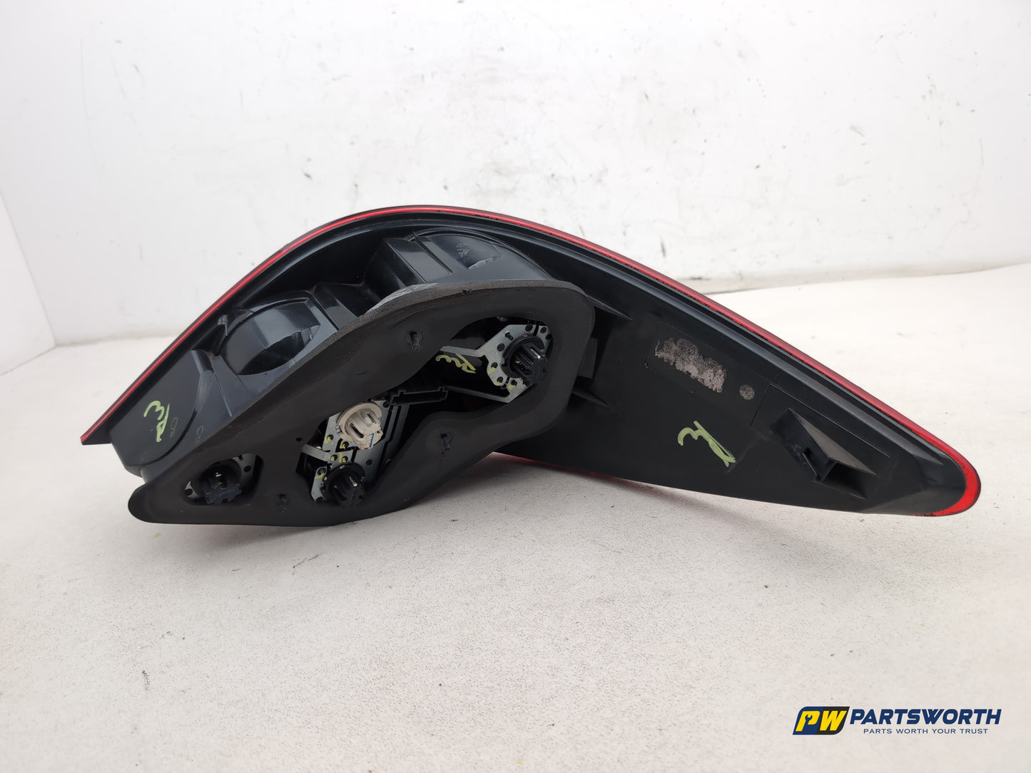 Mercedes R320 R-Class W251 Lamp Assembly Rear Lh Passenger Side 2006-2010 - photo 4