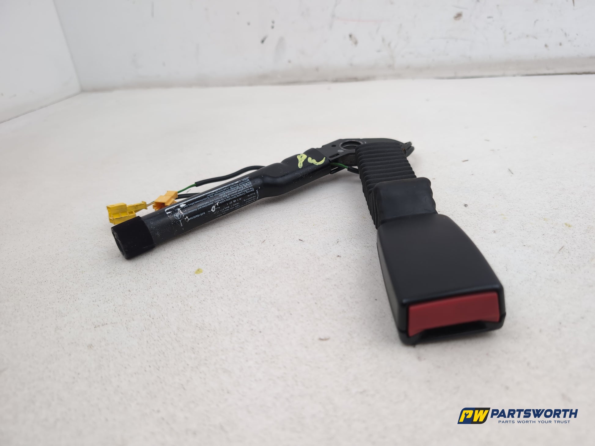 Mercedes R320 R-Class W251 Seat Belt Buckle Front Lh Passenger Side A2518600369 - photo 4