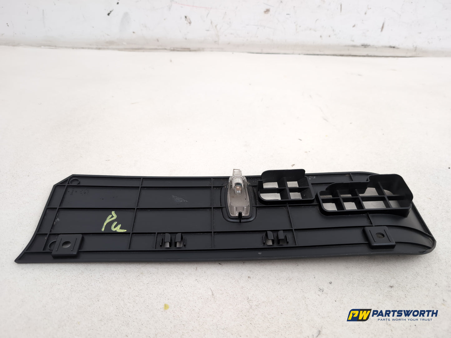 Mercedes-Benz B180 B-Class W246 Front Left Lower Dash Trim A2466800706 2011-2018 - photo 4
