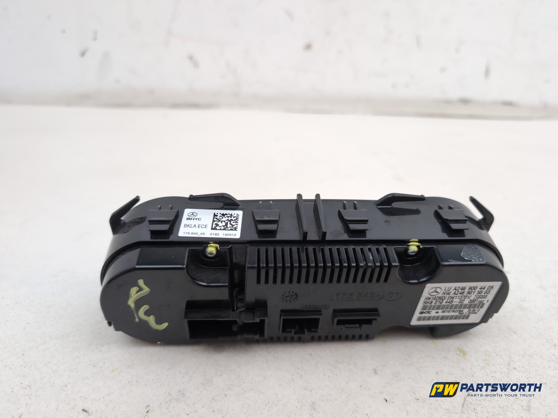 Mercedes-Benz B180 B-Class W246 Heater Control Assembly A2469004405 2011-2018 - photo 4