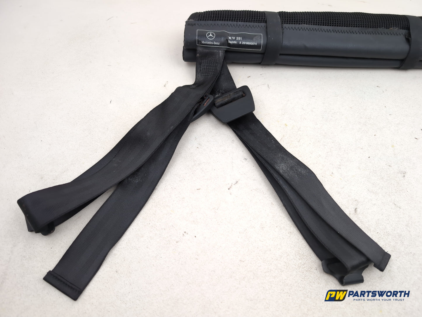 Mercedes R320 R-Class W251 Boot Dog Guard Rear Partition Net A2518600074 - photo 4
