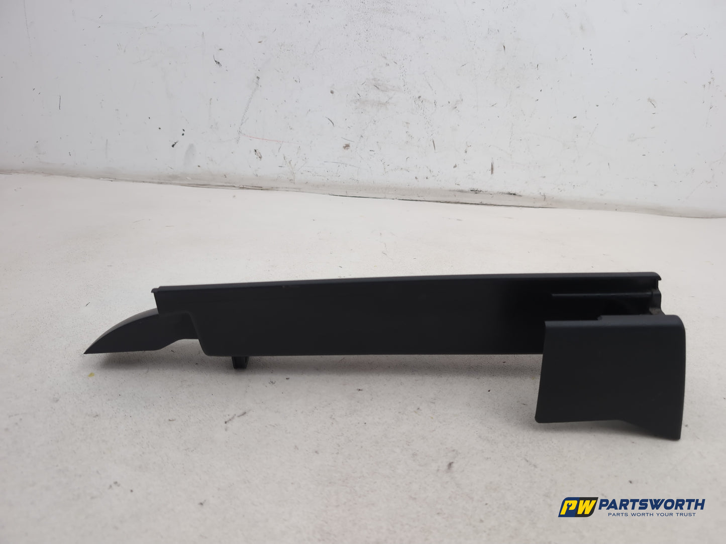 Mercedes-Benz B180 B-Class W246 Front Left Side Seat Cove Trim A2469190000 - photo 4