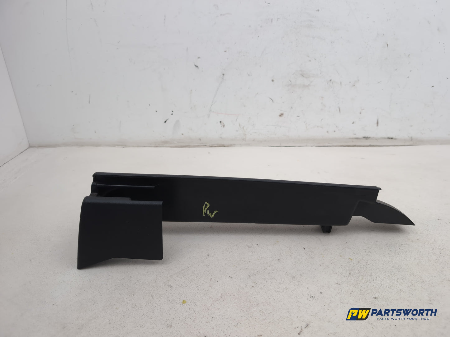 Mercedes-Benz B180 B-Class W246 Driver Front Seat Rail Cover Trim A2469190400 - photo 4