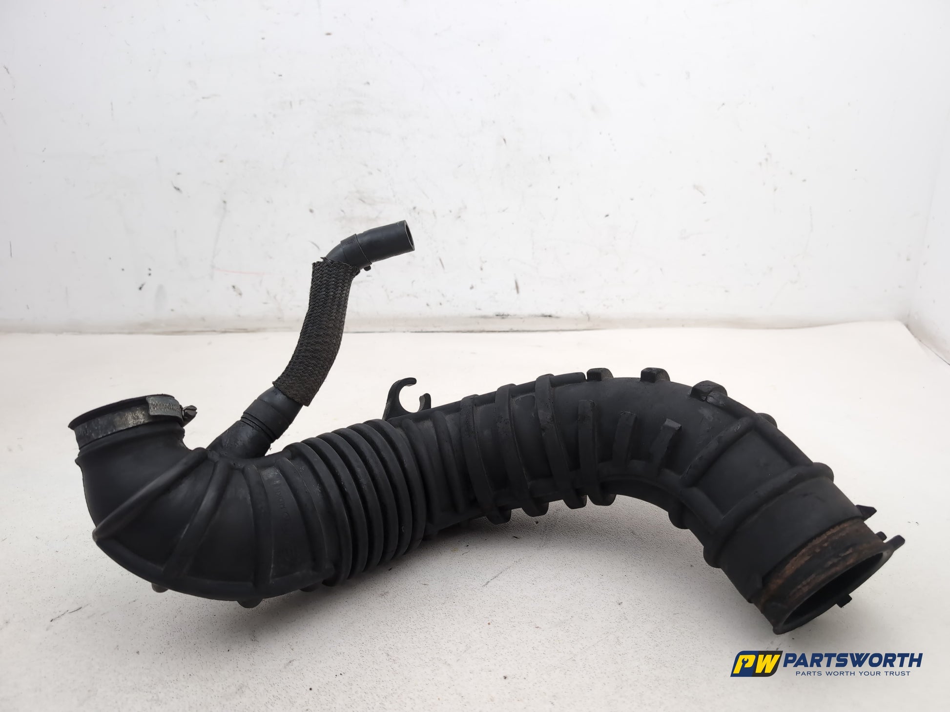 Hyundai I40 Style Blue Drive Crdi Air Intake Pipe 281303z300 2011-2019 - photo 4