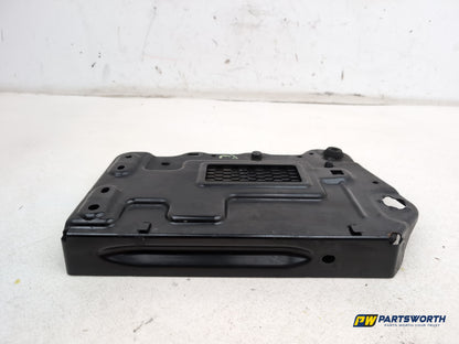 Mercedes-Benz B180 B-Class W246 1.8l Diesel Battery Box Tray Housing A2465460078 - photo 4