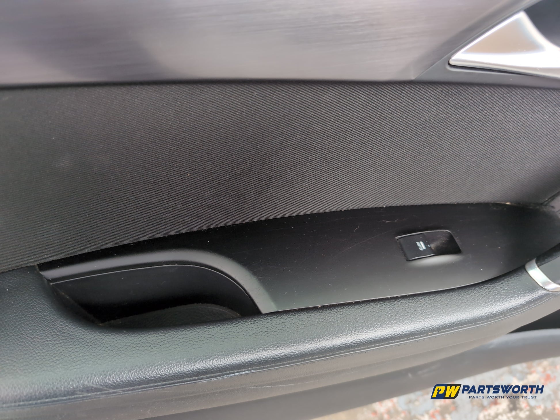 Door Front LH 12