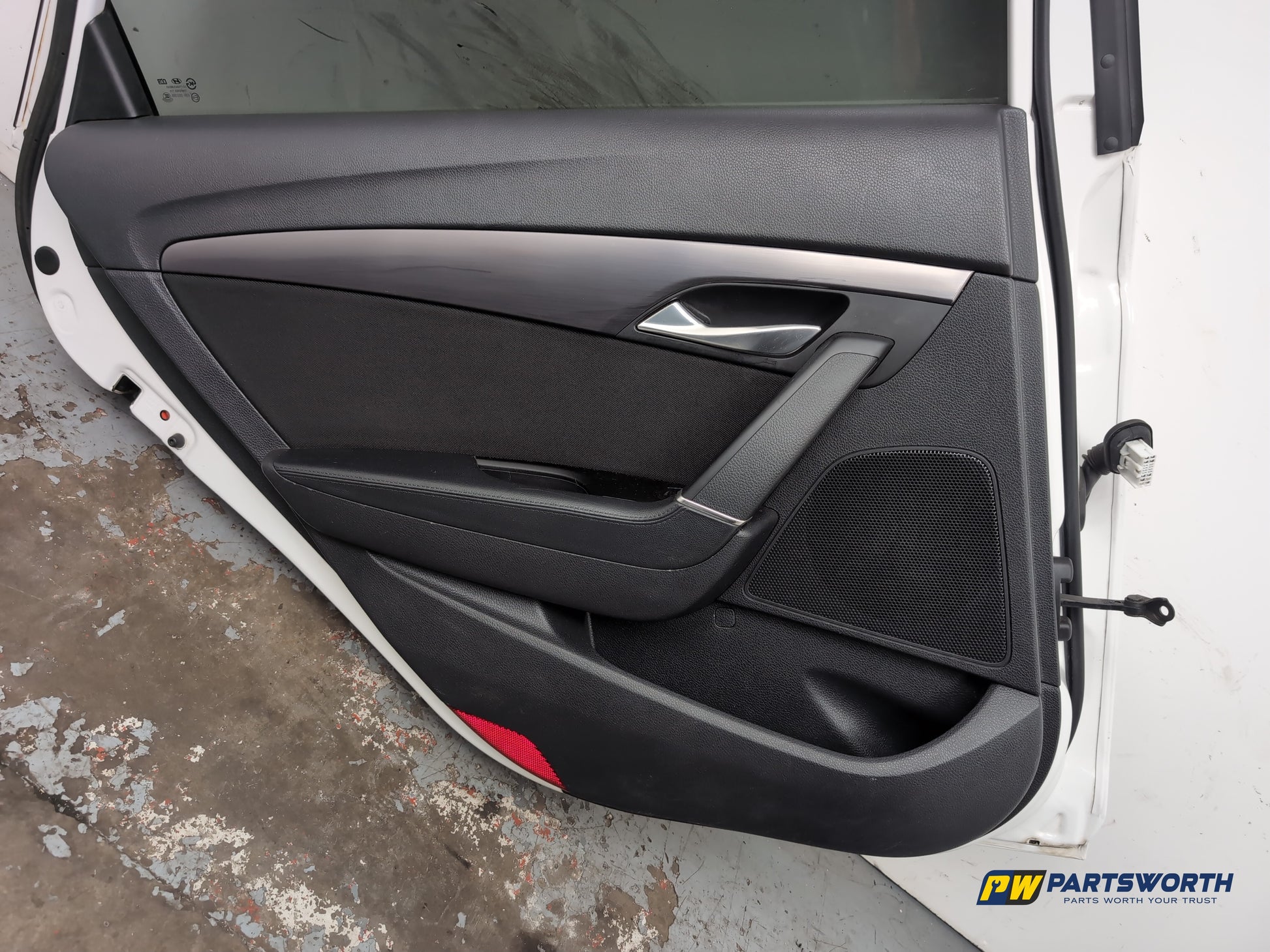 Hyundai I40 Estate Door Rear Lh Passenger Side Creamy White Ncw 2011-2019 - photo 10