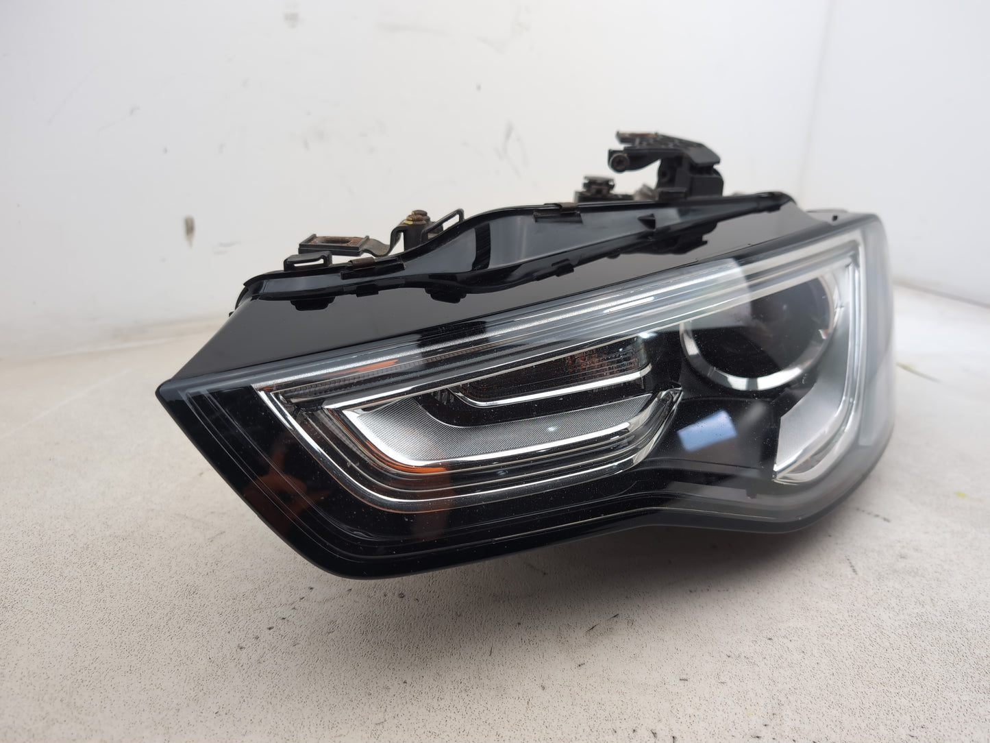 Headlamp LH 6