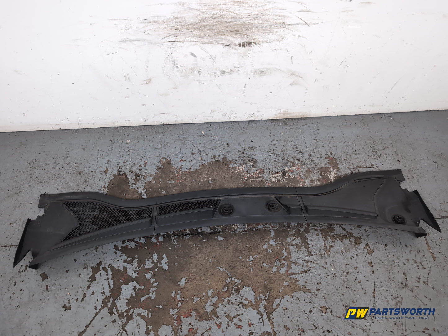 Mercedes-Benz B180 B-Class W246 Windscreen Scuttle Panel 2011-2018 - photo 4