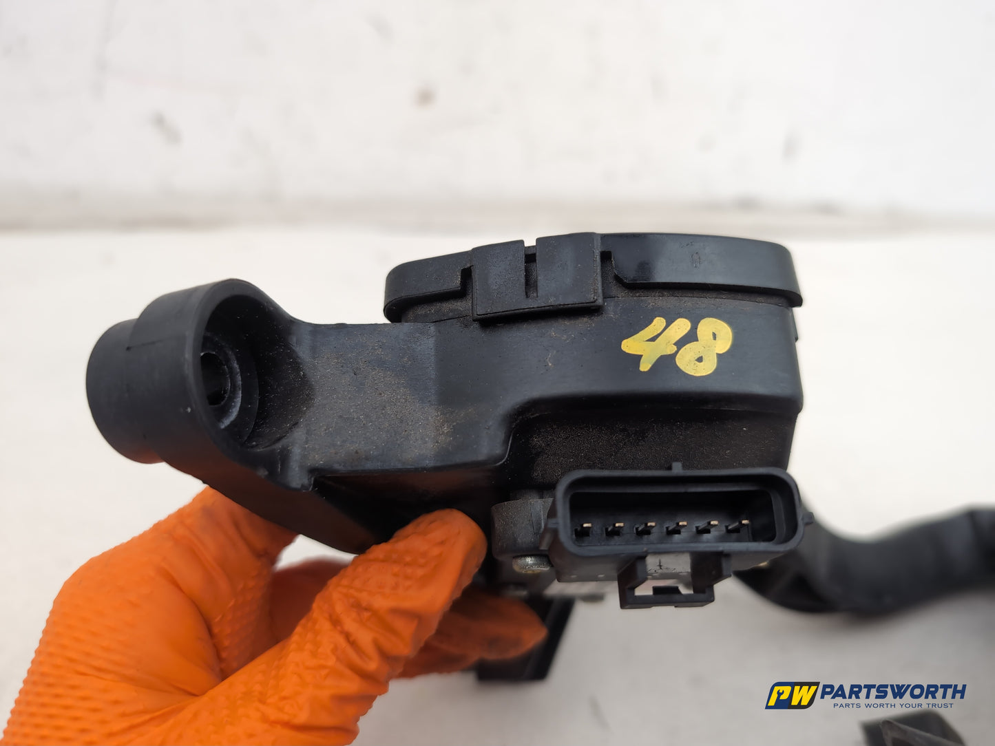 Hyundai I40 Style Blue Drive Pedal Accelerator Throttle 327263z900 2011-2019 - photo 4