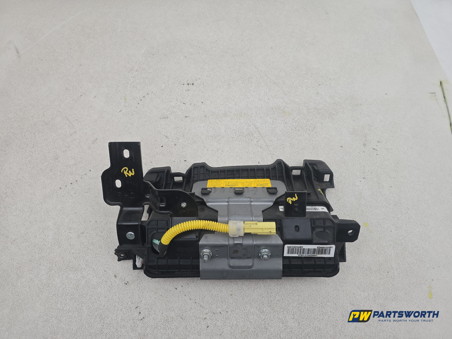 Hyundai I40 Style Blue Drive Drivers Knee Under Steering Cover 56970xxxxx - photo 4