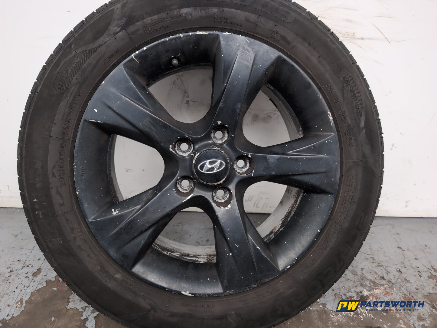 Hyundai I40 Style Blue Drive Crdi Alloy Wheel With Tyre 205/60 R16 - photo 4