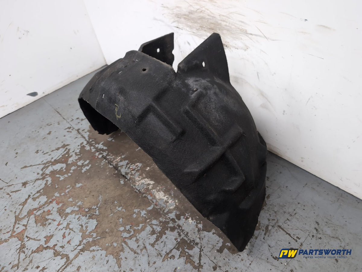 Moulding Wheel Arch Front RH 4
