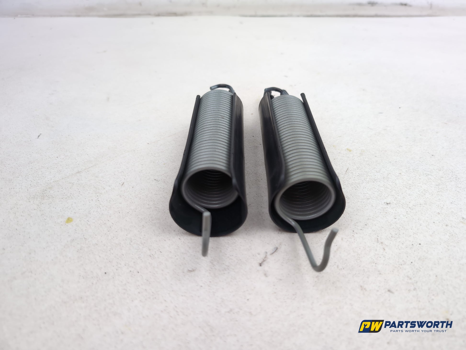 Audi A5 S Line Tdi Quattro Rear Tailgate Boot Lid Spring And Cover 2007-2016 - photo 4
