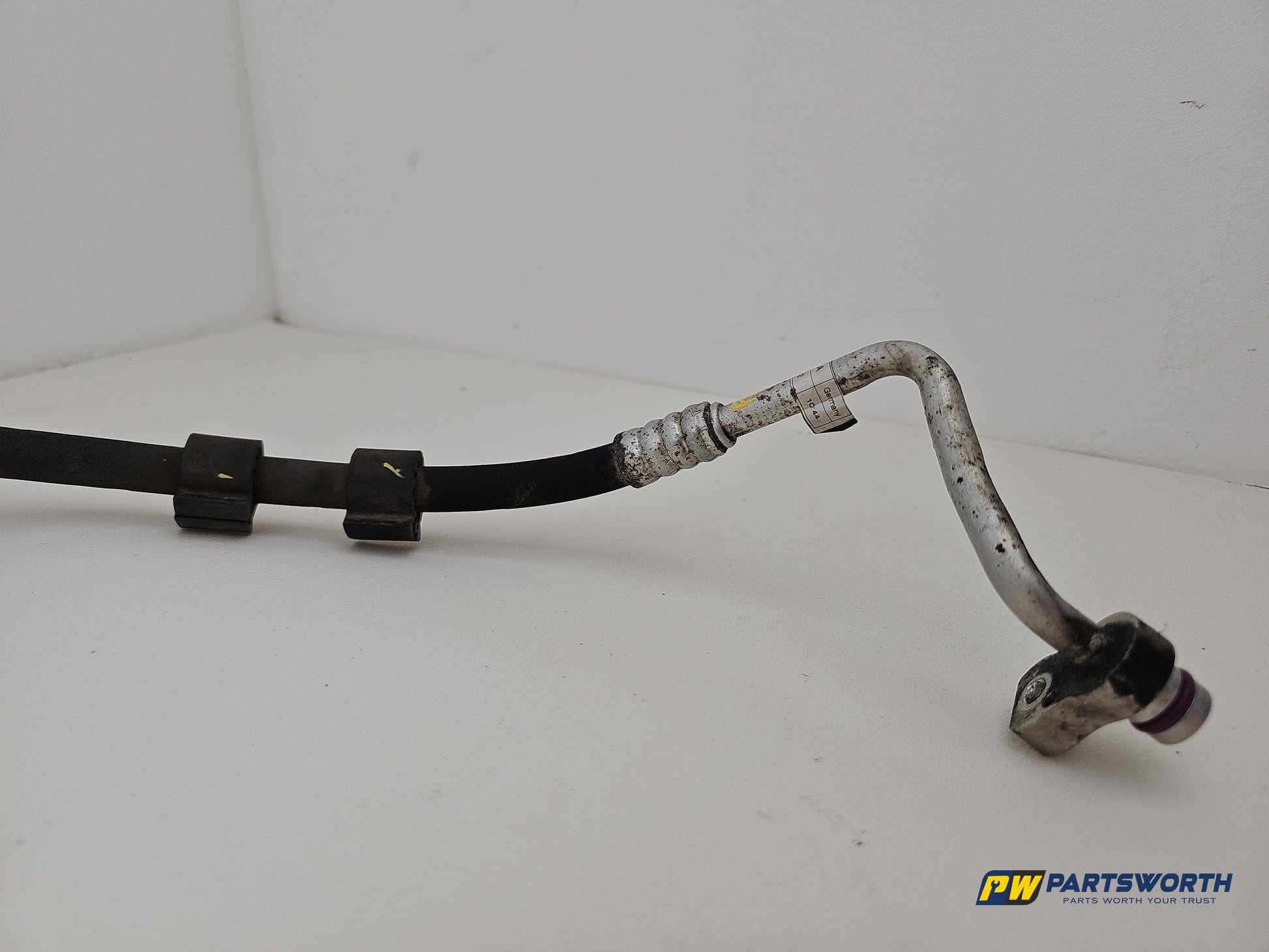 Audi A5 S Line Tdi Quattro Auto 3.0l Diesel Air Conditioning Pipe 8t0260710a - photo 4