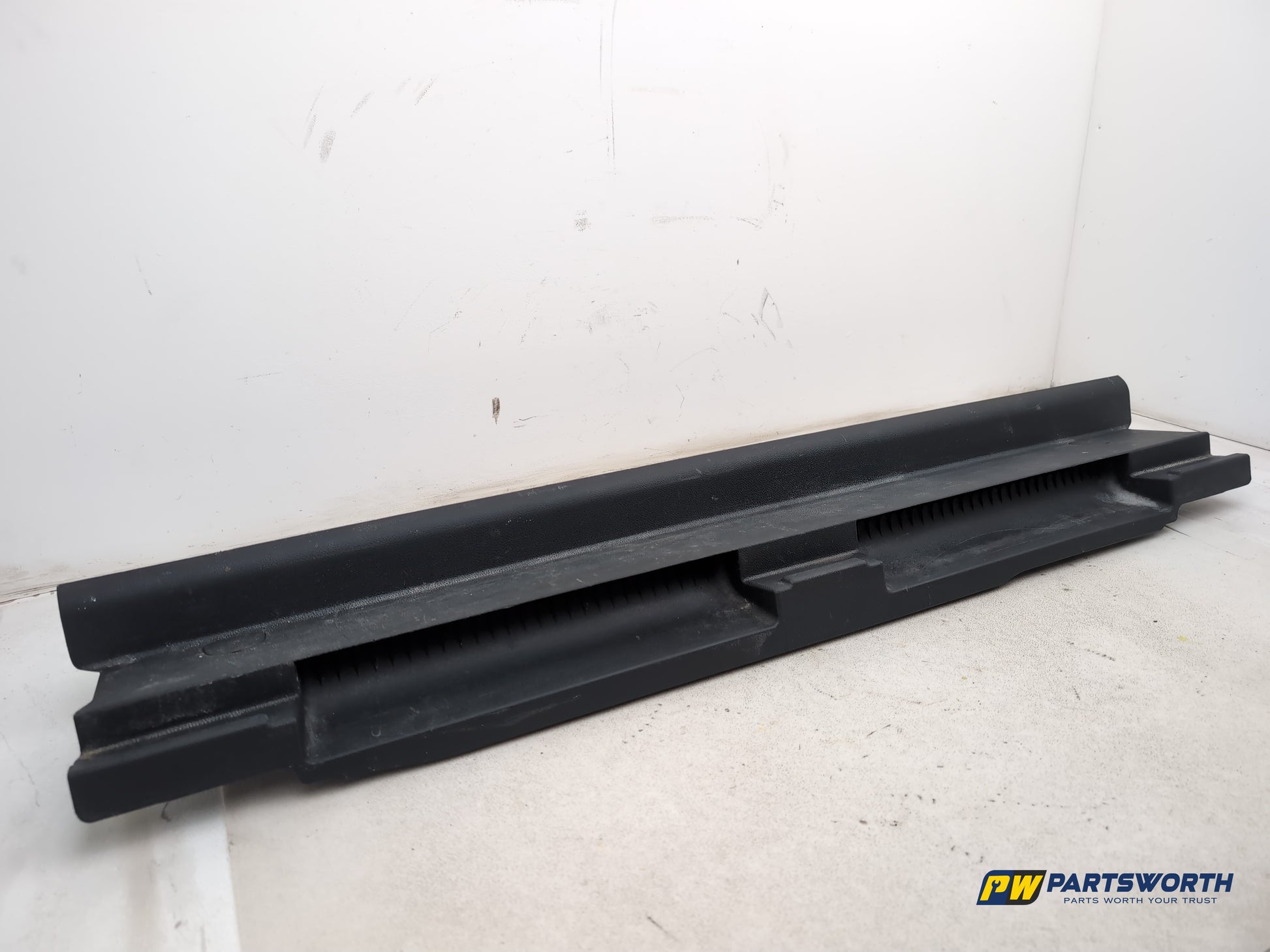 Mercedes-Benz B180 B-Class W246 Rear Boot Floor Inner Sill Panel A2466900014 - photo 4