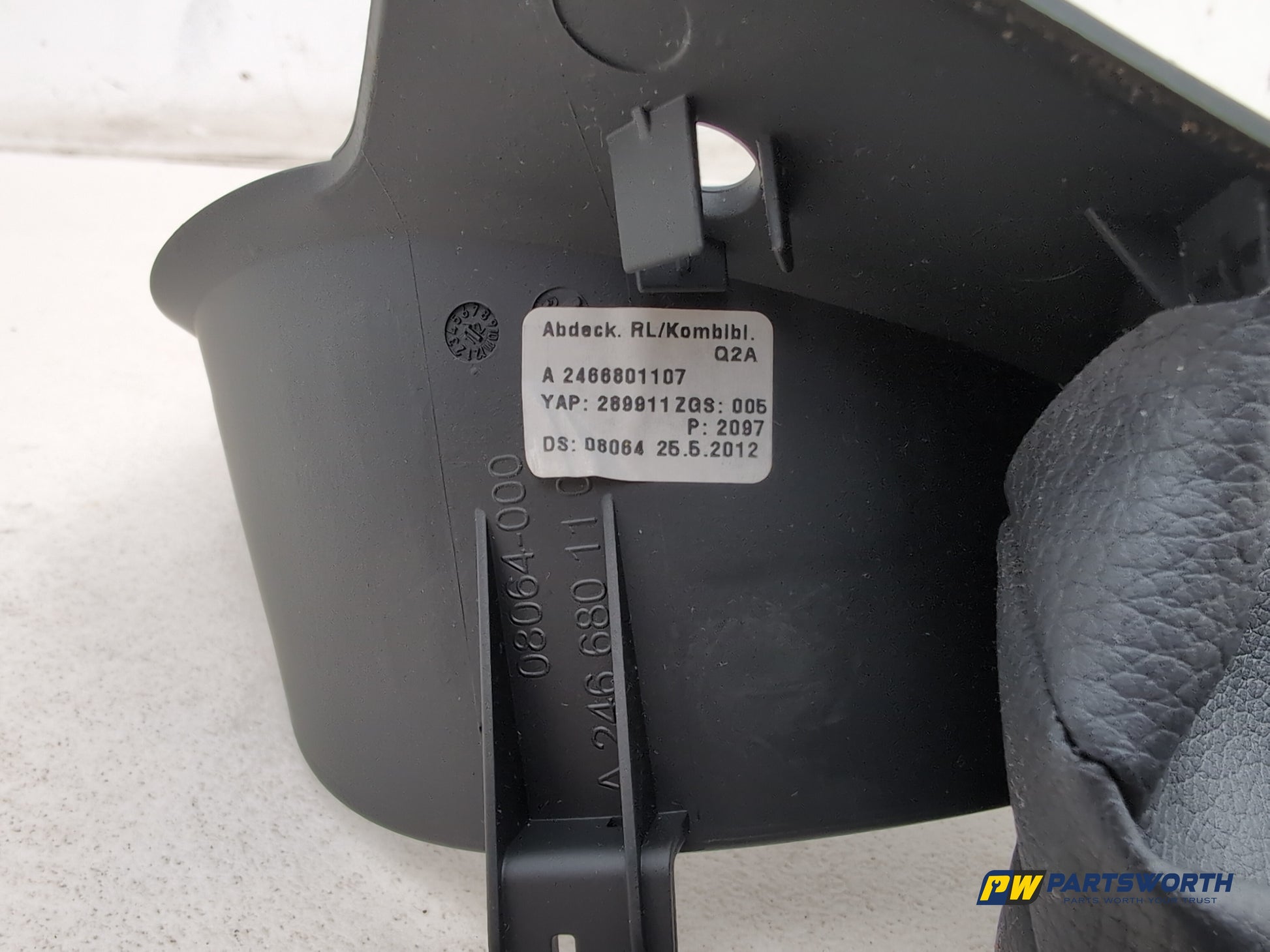 Mercedes-Benz B180 B-Class W246 Instrument Cluster Surround 2011-2018 - photo 4